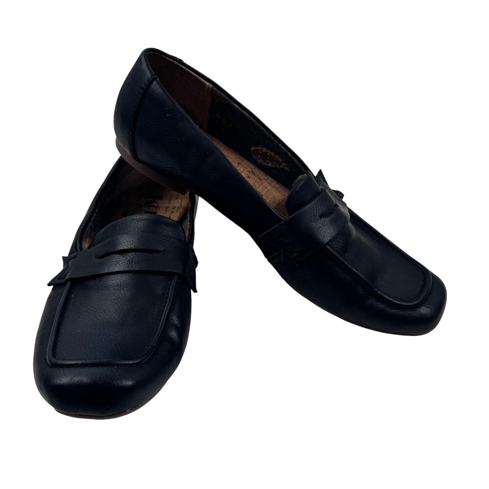 Korks Buttery Soft Black Leather Preppy Classic Penny Loafers Women's Size 7.5